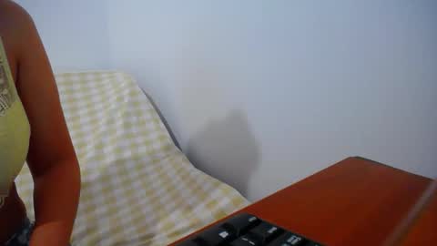 franceskcaa online show from October 8, 6:52 am