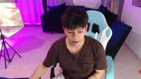 frank online show from January 15, 8:28 pm