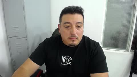 Juan online show from October 31, 11:49 pm