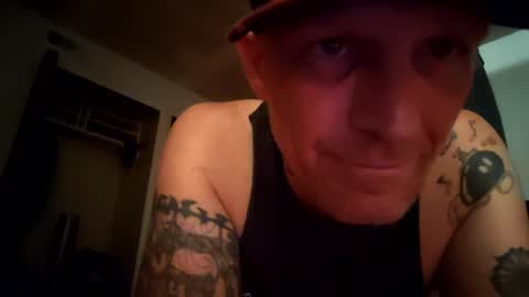 Famous Blue Eyes online show from August 1, 9:22 am