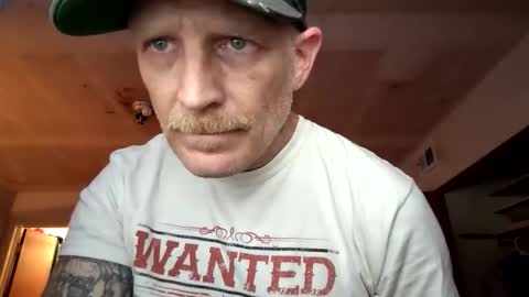 Famous Blue Eyes online show from May 25, 8:04 pm