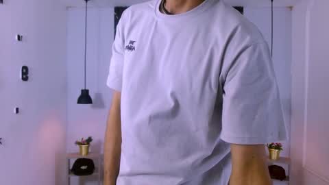 Franvill trato online show from January 6, 8:35 pm