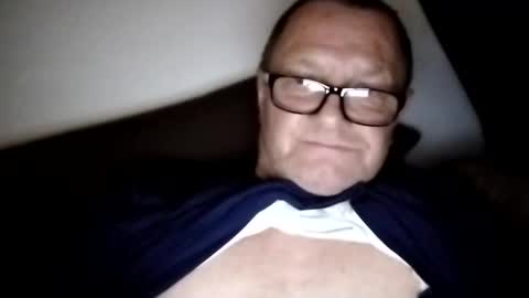 Wolfi online show from October 21, 2:10 pm