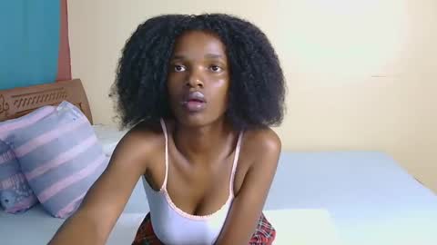 Nessa-Independent model online show from January 5, 6:02 pm