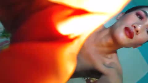 Snapshot of freaky_mariah chatting on February 15, 9:38 am just call me mariah online show from February 15, 9:38 am