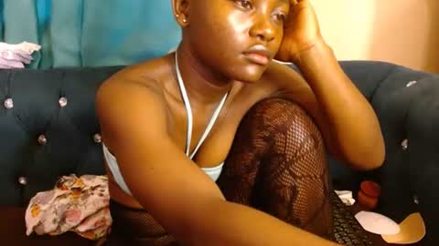 Snapshot of freaky_shamzzy chatting on September 15, 4:14 am shamika online show from September 15, 4:14 am