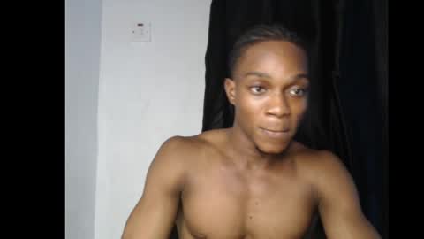 freakyslut30 online show from February 9, 4:18 pm