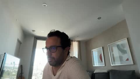 fredmarsone online show from February 19, 3:05 am