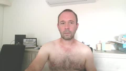fredodu41 online show from July 31, 3:24 pm