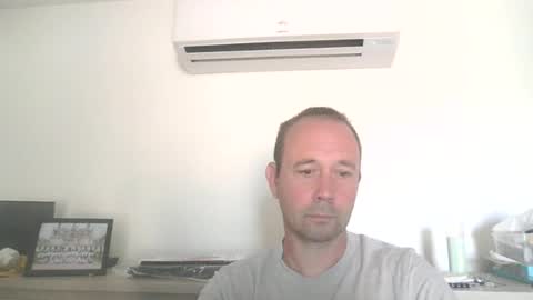 fredodu41 online show from June 21, 2:23 pm