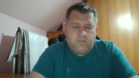 freeboy80180 online show from October 14, 4:43 pm