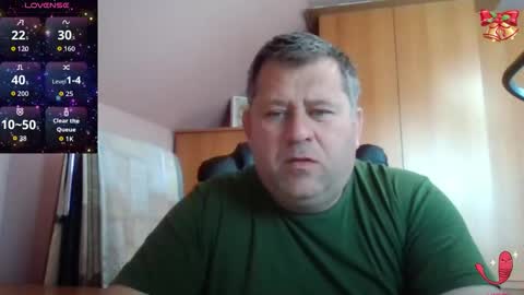 freeboy80180 online show from December 3, 11:11 am