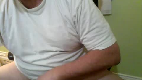 Snapshot of freerrange68 chatting on December 19, 9:16 pm Single4Now online show from December 19, 9:16 pm