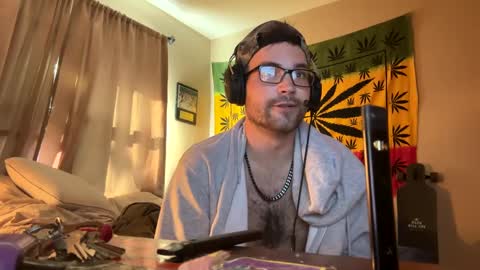 freezeskiii online show from September 17, 1:58 pm