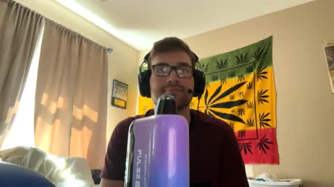 freezeskiii online show from September 8, 4:39 pm