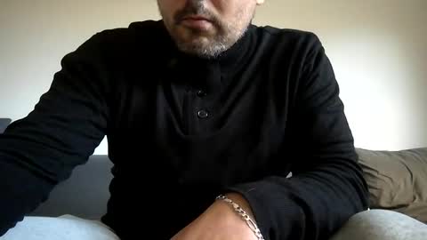 Horny french hard online show from December 7, 3:03 pm