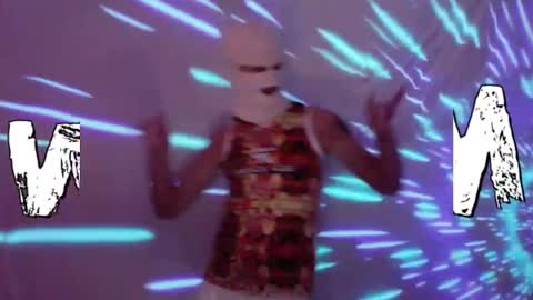 frenchkissdjfk online show from November 2, 7:03 pm