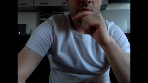 frenchy_from_paris online show from March 20, 5:18 pm