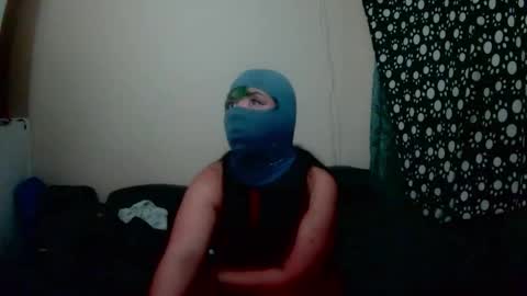 frenyacandyeroz online show from December 3, 2:23 am