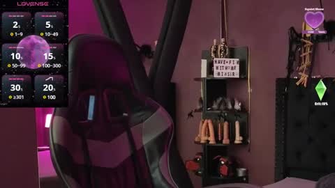     online show from February 4, 9:41 pm