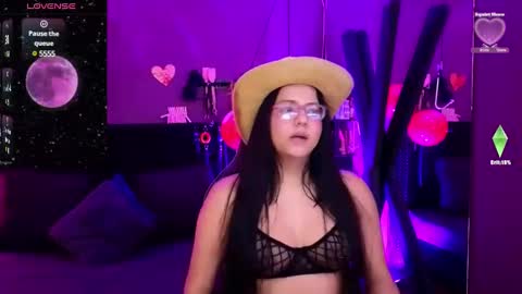     online show from February 21, 11:54 pm