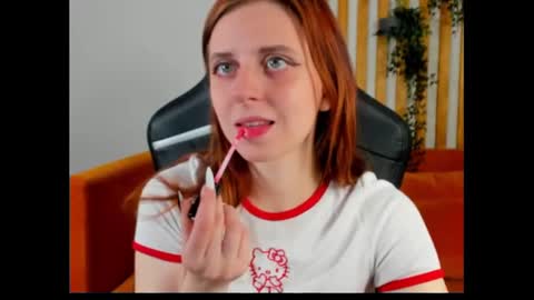 FreyaVeys online show from July 18, 5:31 am