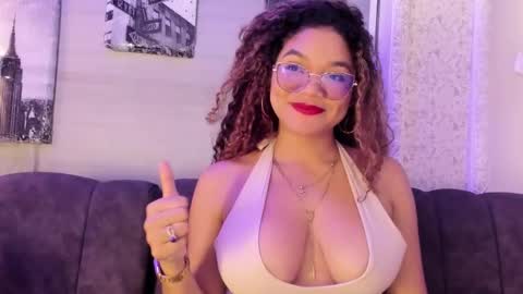 Frezzita online show from December 13, 8:04 pm