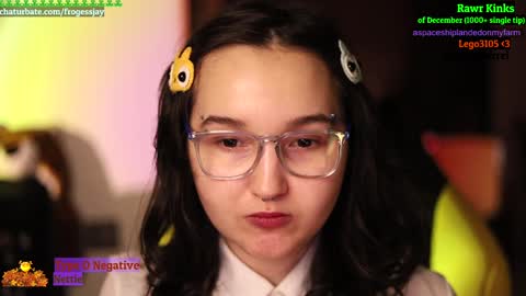   Jaywise Frogfoot  online show from December 7, 9:17 pm