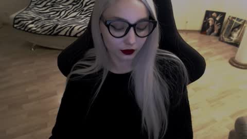 Lilith online show from October 8, 10:59 pm