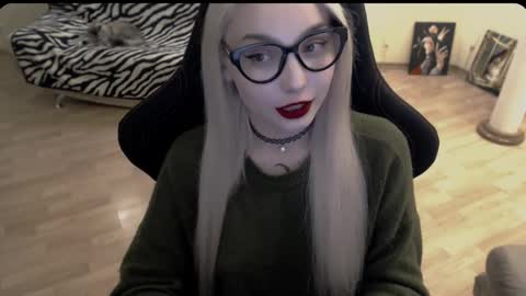 Lilith online show from November 12, 11:45 am