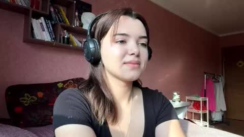 Emily online show from October 11, 7:13 am