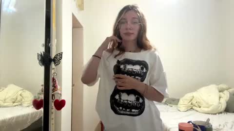 Kate online show from June 10, 5:56 pm