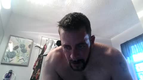 frostydhoman1221 online show from January 9, 10:09 pm