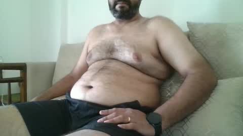 Snapshot of fruti_loops chatting on December 5, 4:59 am fruti loops Bull online show from December 5, 4:59 am
