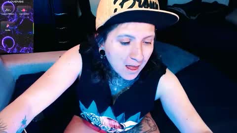          HEHIM  online show from October 4, 7:39 am