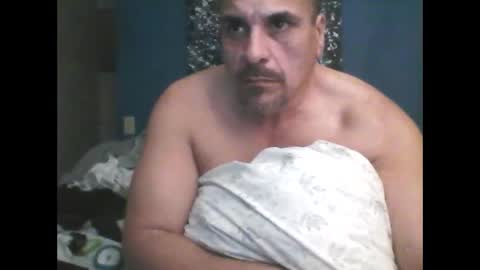 fuego1ento22 online show from March 8, 5:33 am