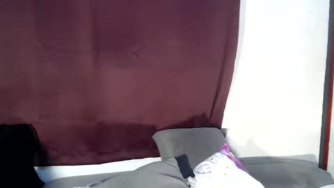 fullof_cums online show from November 16, 8:22 pm