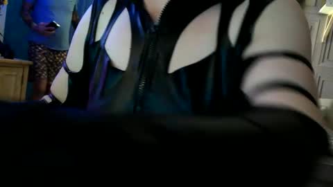 Snapshot of funcouple4282 chatting on September 14, 9:16 pm marklaura online show from September 14, 9:16 pm