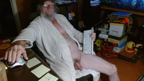 Snapshot of funmike2000 chatting on January 15, 12:58 pm mike online show from January 15, 12:58 pm