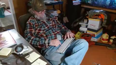 Snapshot of funmike2000 chatting on January 10, 4:51 pm mike online show from January 10, 4:51 pm