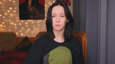 Eva online show from April 11, 5:28 pm