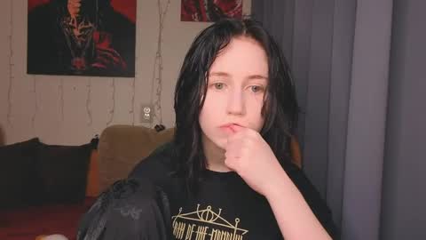 Eva online show from April 19, 2:40 pm