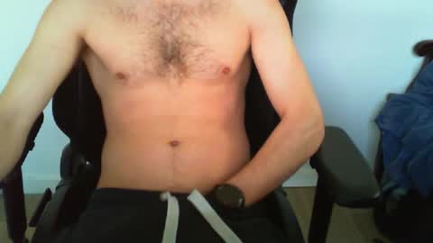 YWhiteNiceMan online show from April 25, 8:49 am