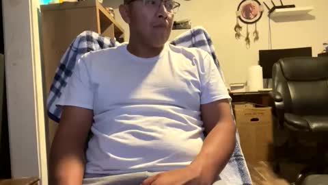 furburgermuncher89 online show from October 26, 7:42 am