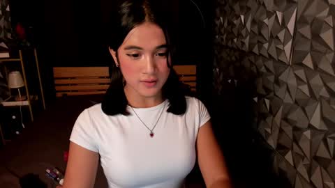 ASHLEY online show from January 25, 5:18 am