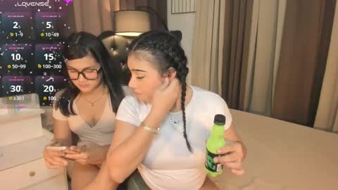 ASHLEY online show from March 8, 3:02 pm