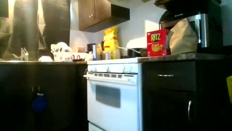 fuzzypeaches87 online show from February 28, 4:44 pm