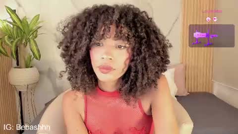  Independent model online show from June 9, 11:54 am