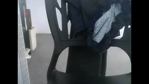 y05gz online show from May 11, 12:28 am