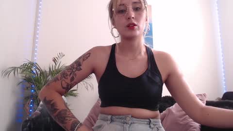 Gabriela online show from January 21, 8:43 pm